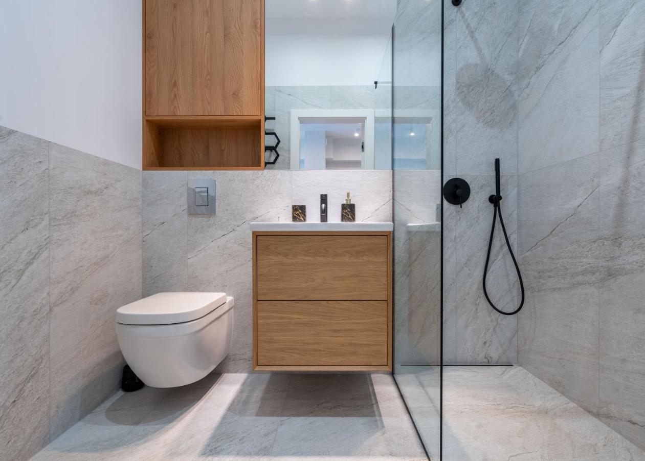 Apartament W Sercu Wroclawia, Garaz, 5Min Do Rynku 外观 照片