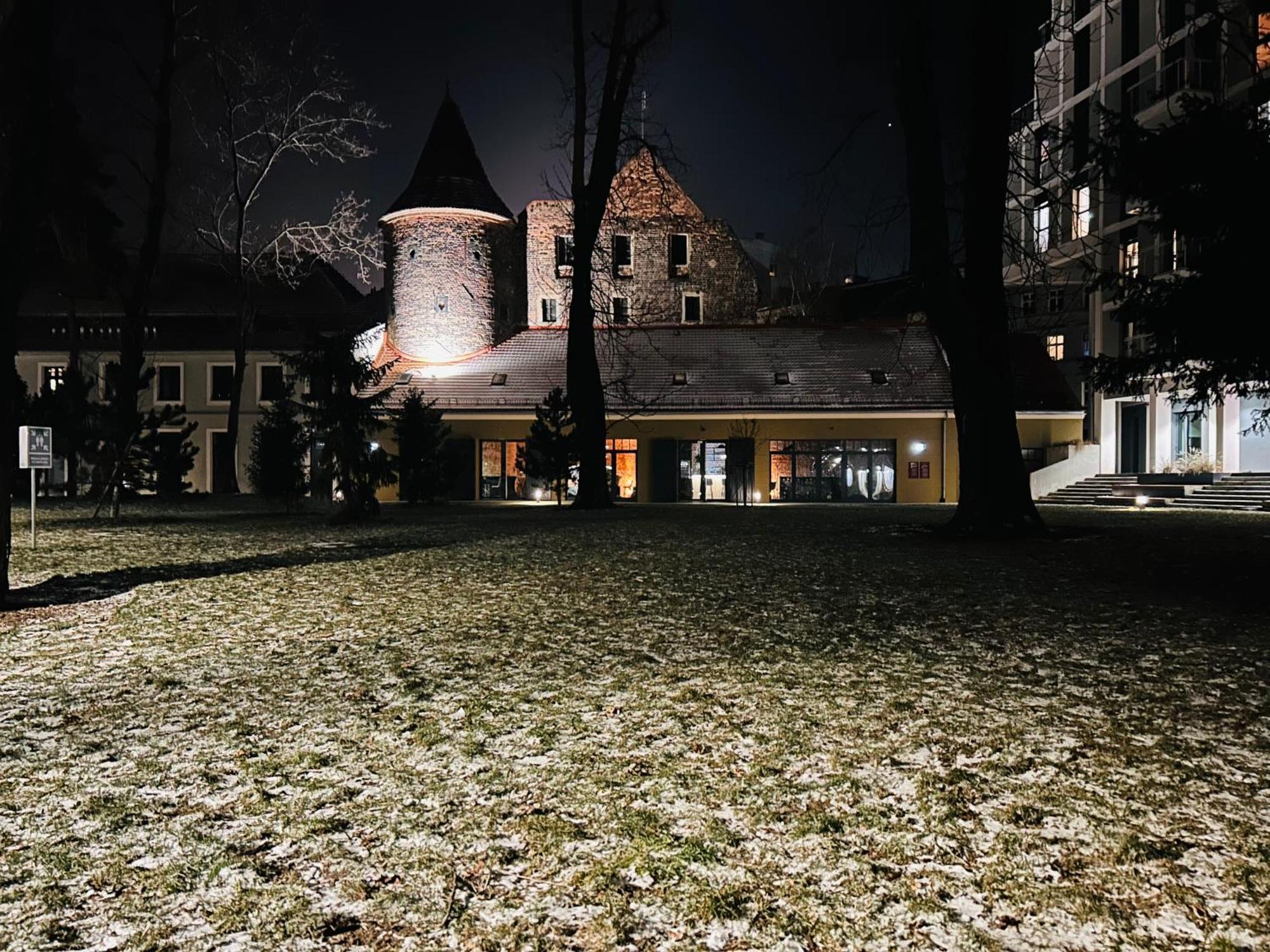 Apartament W Sercu Wroclawia, Garaz, 5Min Do Rynku 外观 照片